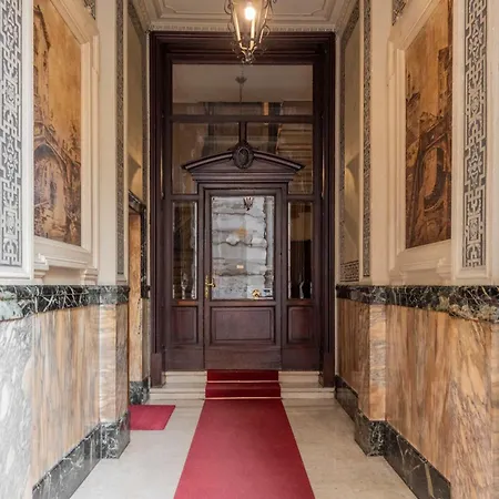 شقة Stunning Cupola Apt-steps From San Babila & Duomo