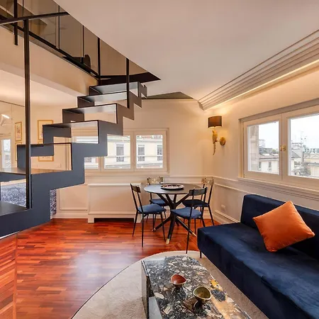 Stunning Cupola Apt-steps From San Babila & Duomo Daire Milano