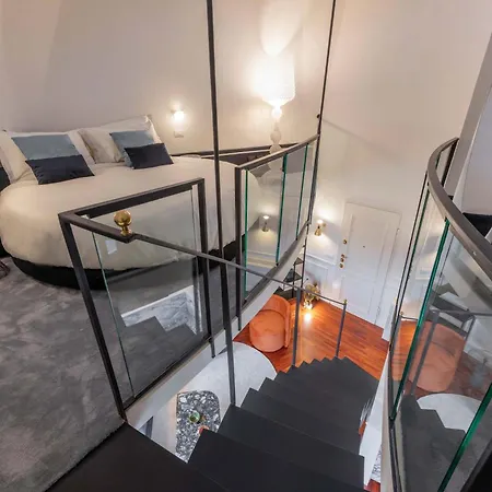 아파트 Stunning Cupola Apt-steps From San Babila & Duomo *
